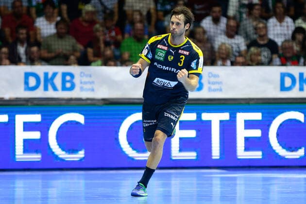 22.09.2019, xtgx, Handball Liqui Moly HBL, SC Magdeburg - Rhein Neckar Loewen emspor, v.l. Uwe Gensheimer (Rhein Neckar Loewen, 3) Jubel, Torjubel, jubelt über das Tor, celebrate the goal, celebration GETEC Arena