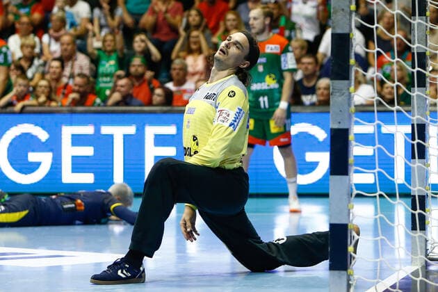 22.09.2019, xtgx, Handball Liqui Moly HBL, SC Magdeburg - Rhein Neckar Loewen emspor, v.l. Jannick Green Krejberg (Magdeburg, 16) enttäuscht, schaut enttäuscht, niedergeschlagen, disappointed GETEC Arena