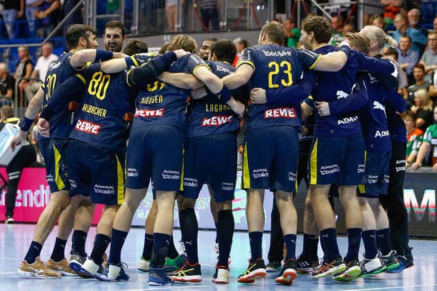22.09.2019, xtgx, Handball Liqui Moly HBL, SC Magdeburg - Rhein Neckar Loewen emspor, v.l. Rhein Neckar Loewen Jubel über den Sieg, Jubel nach Spielende GETEC Arena