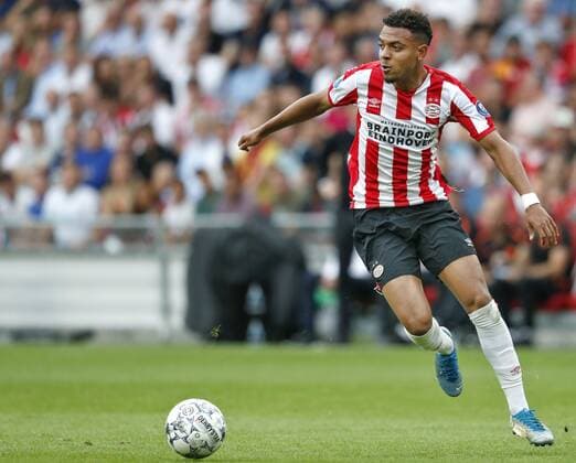 EINDHOVEN, 22-09-2019 Philips Stadium, Dutch Eredivisie Football season 2019 2020 . PSV player Donyell Malen (L) on the ball during the game PSV - Ajax. PSV - Ajax  x4661580x Copyright: