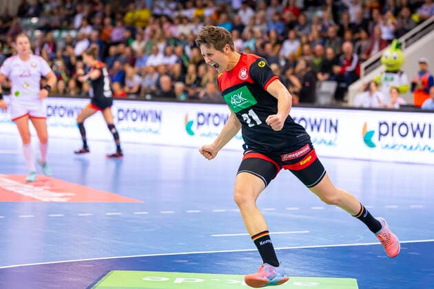 Coburg, Deutschland 25. September 2019: EHF Frauen EM Qualifikation - Deutschland vs. Weißrussland Ina Grossmann (Deutschland Thueringer HC) Jubel Freude Emotion Coburg HUK-Coburg Arena Bayern Deutschland