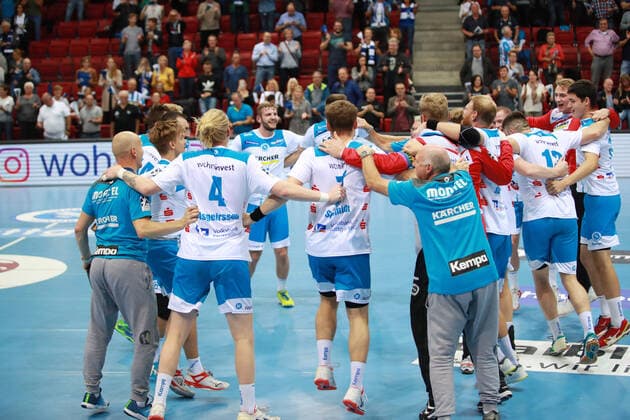 TVB 1898 Stuttgart jubelt nach Spielende TVB 1898 Stuttgart - HC Erlangen, DHB Pokal, 1 8 Finale am 25. 09. 2019 Stuttgart Copyright: xEIBNER Benjamin_Laux EP_BLU