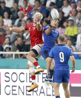 Rugby World Cup in Japan: Italy v Canada Tommaso Allan (R) of Italy and DTH Van Der Merwe of Canada battle for a high ball during the second half of a Rugby World Cup Pool B match on Sept. 26, 2019, in Fukuoka, southwestern Japan. 