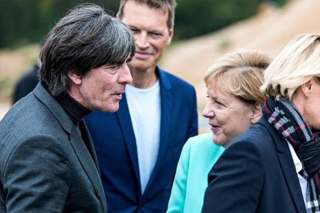 26.09.2019, xfux, Fussball DFB-Akademie, Grundsteinlegung neue DFB-Zentrale und Akademie in Frankfurt am Main, emspor, v.l. Trainer Joachim JOGI Loew (Deutsche Fussball Nationalmannschaft DFB), Bundeskanzlerin Angela Merkel (CDU Deutschland) Frankfurt am Main