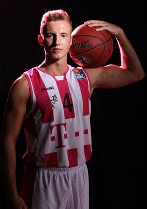 Telekom Baskets Bonn 2019 2020 Hier: Jonas Falkenstein