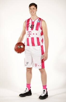 Telekom Baskets Bonn 2019 2020 Hier: Stephen Zimmerman