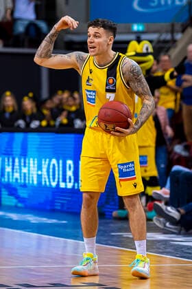 Ludwigsburg, Deutschland 28. September 2019: BBL Pokal - Achtelfinale - MHP Riesen Ludwigsburg vs. Basketball Braunschweig Konstantin Konga (Ludwigsburg) Ludwigsburg MHP Arena Baden-Württemberg Deutschland