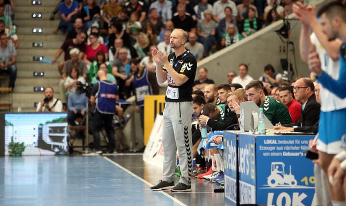 Frisch Auf Göppingen - TVB 1898 Stuttgart Deutschland, Göppingen, 29.09.2019, Handball, Liqui Moly HBL Bundesliga, Saison 2019 2020, Frisch Auf Göppingen - TVB 1898 Stuttgart: Hartmut Mayerhoffer (Trainer Frisch Auf Göppingen).