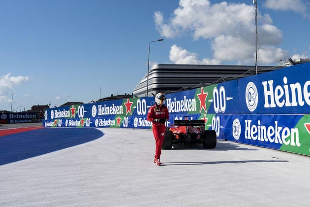 September 29, 2019, Sochi, Russia: SEBASTIAN VETTEL of Scuderia Ferrari retires from the Formula 1 Russian Grand Prix at Sochi Autodrom in Sochi, Russia. 2019 Formula 1 Russian Grand Prix - Hamilton wins - ZUMAg147 20190929_zap_g147_001 Copyright: xJamesxGasperottix