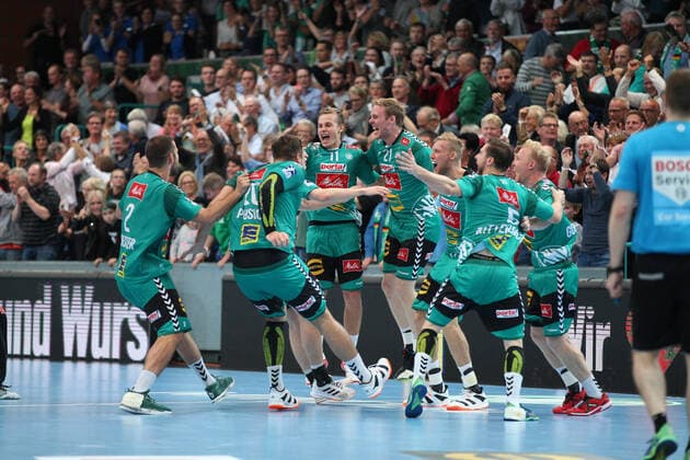 Siegesjubel bei TSV GWD Minden GER, Handball, 1. Bundesliga, TSV GWD Minden gegen TBV Lemgo Lippe, 29.09.2019 Minden Copyright: xEIBNER JanxStrohdiekx EP_JSK