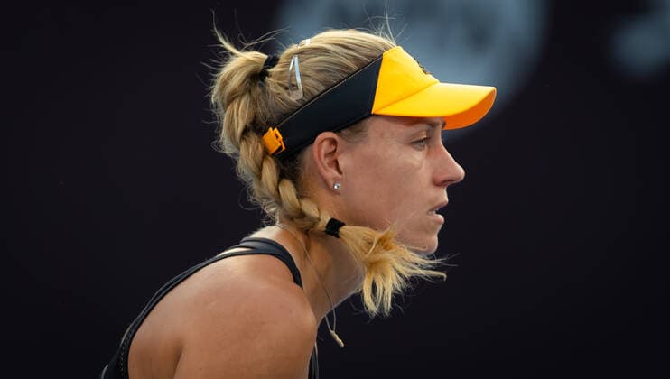 Sport Bilder des Tages October 1, 2019, Beijing, CHINA: Angelique Kerber of Germany in action during her second-round match at the 2019 China Open Premier Mandatory tennis tournament against Polona Hercog of Slovenia 2019 China Open, Tennis, Beijing, China, Oct 1 - ZUMAa181 20191001_zaa_a181_085 Copyright: xAFP7x