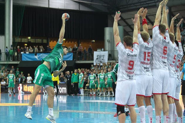 DHB-Pokal, SC DHfK Leipzig vs. MT Melsungen, 01.10.19 Handball, Saison 2019 2020, DHB-Pokal, Achtelfinale: SC DHfK Leipzig vs. MT Melsungen am 01.10.19 in der Arena Leipzig. Im Bild: Marko MAMIC ( 22, SC DHfK Leipzig) beim Freiwurf Copyright: xBEAUTIFULxSPORTS JanxKaeferx