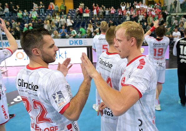 Michael Allendorf (MT 22) und Lasse Mikkelsen (MT 15) nach dem Spiel GER, Handball, Achtelfinale, DHB-Pokal, SC DHfK Leipzig vs MT Melsungen, 01.10.2019 Leipzig Copyright: xEIBNER ChristianxModlax EP_CMA