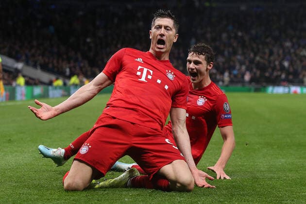 Sport Bilder des Tages Tottenham Hotspur v Bayern Munich UEFA Champions League Robert Lewandowski of Bayern Munich celebrates scoring his sides 2nd goal during the UEFA Champions League match at Tottenham Hotspur Stadium, London Content Not Available For UK Newspapers Copyright: xPaulxChestertonx FIL-13702-0003