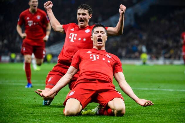 01.10.2019, xkvx, Fussball UEFA Champions League, Tottenham Hotspur - FC Bayern Muenchen emspor, v.l. Torjubel, Goal celebration, celebrate the goal zum 1:2 durch Robert Lewandowski (FCB - FC Bayern Muenchen) London