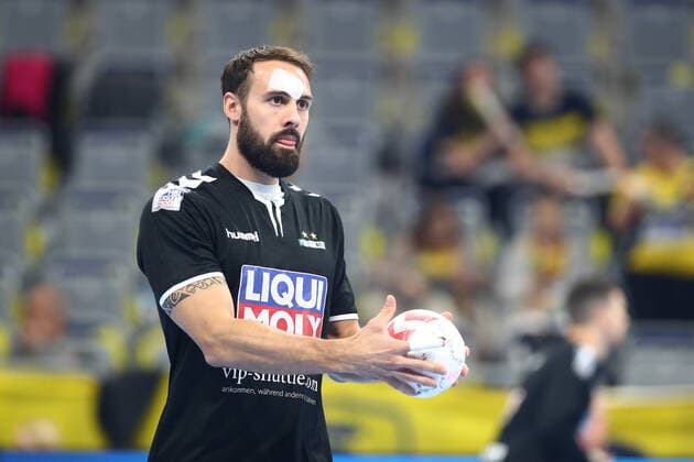 Tim Kneule (Goeppingen) mit Pflaster an der Stirn Rhein-Neckar-Loewen vs Frischauf Goeppingen, Handball, DHB-Pokal, 02.10.2019 Rhein-Neckar-Loewen vs Frischauf Goeppingen, Handball, DHB-Pokal, 02.10.2019 Mannheim Copyright: xEIBNER RenexWeissx EP_RWS
