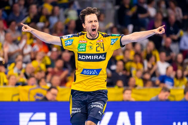 Mannheim, Deutschland 02. Oktober 2019: DHB Pokal - Achtelfinale - Rhein Neckar Löwen vs. Frisch Auf Göppingen Patrick Groetzki (Loewen) Jubel Freude Emotion Torjubel Torschuetze Torschütze Mannheim SAP Arena Baden-Württemberg Deutschland