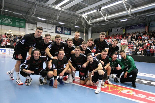 Siegesfoto Die Eulen Ludwigshafen GER, Handball, DHB Pokal, Achtelfinale, ASV Hamm-Westfalen gegen Die Eulen Ludwigshafen, 02.10.2019 Hamm Copyright: xEIBNER JanxStrohdiekx EP_JSK