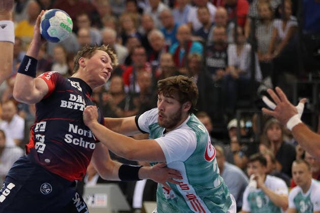 SG Flensburg-Handewitt vs TSV Hannover-Burgdorf, DHB-Pokal Achtelfinale, Flensburg; 03.10.19 Goran Soegard Johannsessen (SG Flensburg-Handewitt, 23) gegen Malte Donker (TSV Hannover-Burgdorf, 39) Copyright: xBEAUTIFULxSPORTS MarioxM.xKobergx