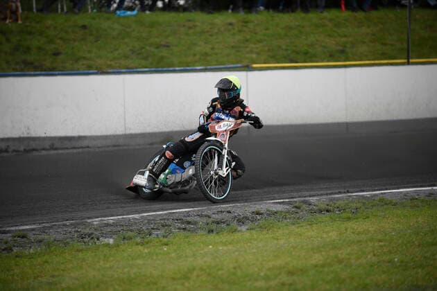 Mark Riss (AC Landshut, gelb, Nr.13), Speedway, Bundesliga, Männer, Deutsche Meisterschaft, Finale 03.10.19 Brokstedt Holsteinring Schleswig-Holstein Germany *** Mark Riss AC Landshut, yellow, No 13 , Speedway, Bundesliga, Men, German Championship, Final 03 10 19 Brokstedt Holsteinring Schleswig Holstein Germany