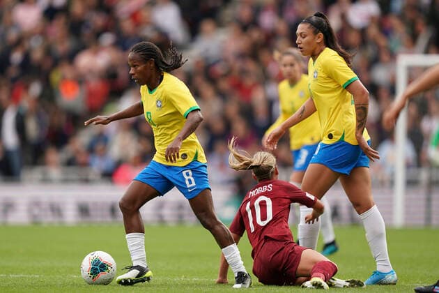 MIDDLESBROUGH, ENGLAND - OCTOBER 05: Formiga of Brazil on the ball after a foul against Jordan Nobbs of England during the International Women s friendly between England Women and Brazil Women at Riverside Stadium, on October 05, 2019 in Middlesbrough , England. (Photo by Daniela Porcelli SPP) Copyright: xDanielaxPorcellix SPPDP-ENGBRA0510-12