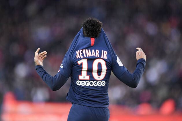 Bilder des Jahres 2019, Sport 10 Oktober Sport Themen der Woche KW40 Sport Bilder des Tages DECEPTION - DOS - MAILLOT - 10 NEYMAR JR (PSG) FOOTBALL : Paris SG vs Angers - Ligue 1 Conforama - 05 10 2019 AnthonyBIBARD FEP Panoramic 