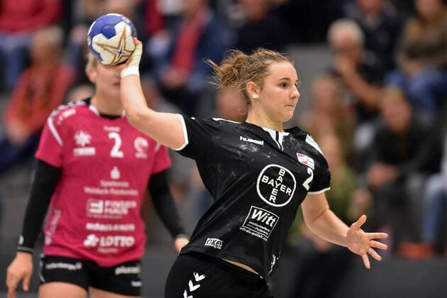 Mareike Thomaier (Bayer 04 Leverkusen) beim Wurf ,GER, HSG Bad Wildungen Vipers - Bayer 04 Leverkusen, DHB Pokal, Handball, Frauen, 05.10.2019, GER, HSG Bad Wildungen Vipers - Bayer 04 Leverkusen, Handball, DHB Pokal Frauen, 05.10.2019 Bad Wildungen Copyright: xEIBNER RolandxSippelx EP_RSL