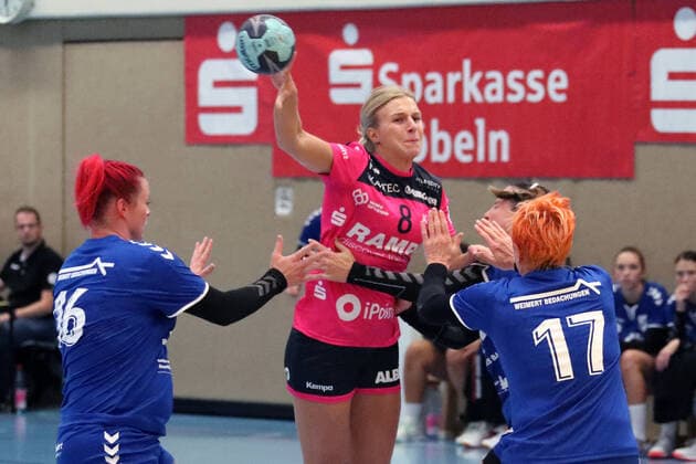 Simone Cathrine Petersen (Tus Metzingen) DHB-Pokal 2. Runde HSG Neudorf Doeöbeln - TuS Metzingen Neudorf Copyright: xEIBNER Westphalx EP_WES
