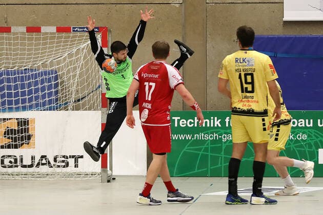 TuS Ferndorf - HSG Krefeld, 05.10.2019 links: Torwart Marin Durica (TuS Ferndorf) konnte sich mit etlichen guten Paraden auszeichnen, Kreuztal Stählerwiese Deutschland