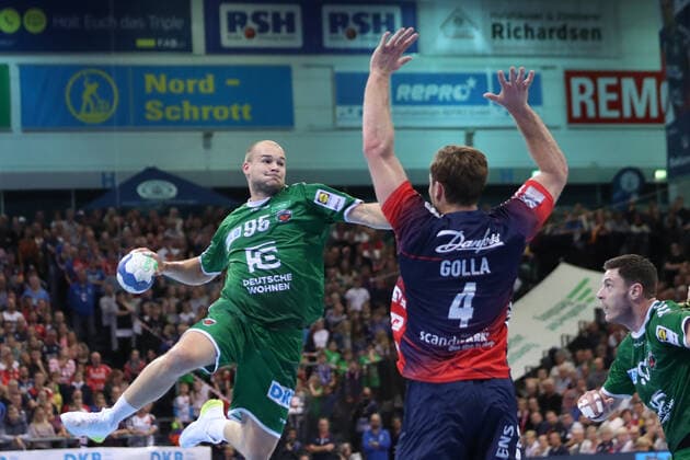 SG Flensburg-Handewitt vs Fuechse Berlin, 06.10.19, LIQUI-MOLY Handball-Bundesliga, Paul Drux (Fuechse Berlin, 95) gegen Johannes Golla (SG Flensburg-Handewitt, 04) Copyright: xBEAUTIFULxSPORTS MarioxM.xKobergx