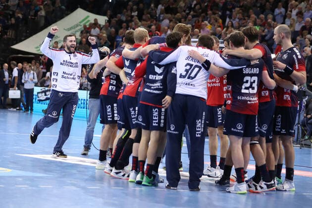SG Flensburg-Handewitt vs Fuechse Berlin, 06.10.19, LIQUI-MOLY Handball-Bundesliga, Jubel ueber den Sieg, Benjamin Buric (SG Flensburg-Handewitt, 01) Copyright: xBEAUTIFULxSPORTS MarioxM.xKobergx