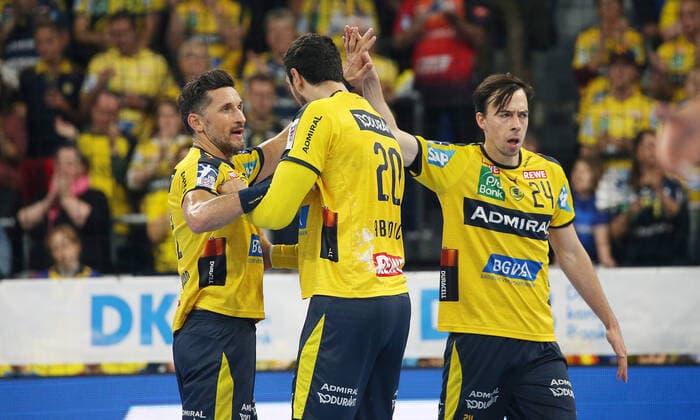 Handball, 1. Bundesliga: Rhein-Neckar-Löwen - HSG Wetzlar, 8. Spieltag am 06.10.2019, Saison 2019 20, ZmdZ, Alexander Petersson (32, Rhein Neckar Löwen) erzielt das 9-6 gegen rn11 , torjubel, Rhein-Neckar-Löwen - HSG Wetzlar