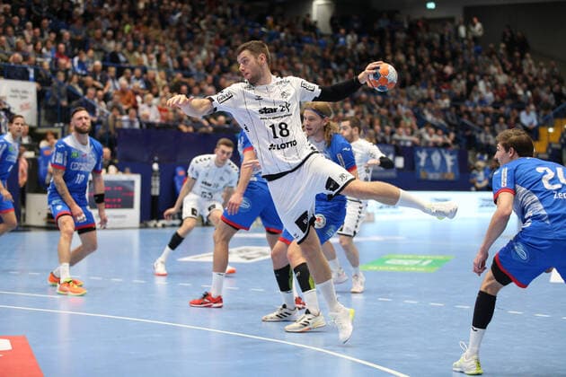 Niclas Ekberg (THW Kiel 18) GER, Handball, 1. Bundesliga, TBV Lemgo Lippe gegen THW Kiel, 06.10.2019 Lemgo Copyright: xEIBNER JanxStrohdiekx EP_JSK