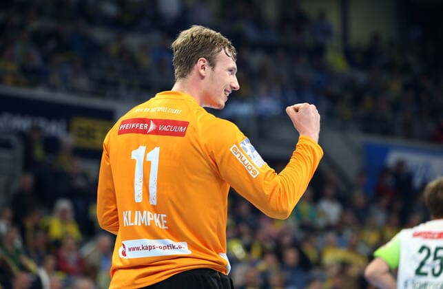 Handball, 1. Bundesliga: Rhein-Neckar-Löwen - HSG Wetzlar, 8. Spieltag am 06.10.2019, Saison 2019 20, ZmdZ, Till Klimpke (11, Torwart, HSG Wetzlar) verhindert torchance der Löwen, Rhein-Neckar-Löwen - HSG Wetzlar