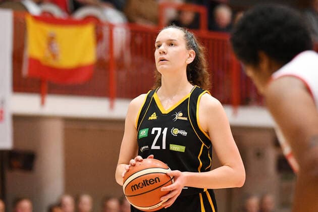 GER, DBBL, GiroLive-Panthers Osnabrueck vs. inexio Royals Saarlouis 06.10.2019, Panthers Dome, Osnabrück, GER, DBBL, GiroLive-Panthers Osnabrueck vs. inexio Royals Saarlouis im Bild Nadjeschda Ilmberger (inexio Royals Saarlouis 21)