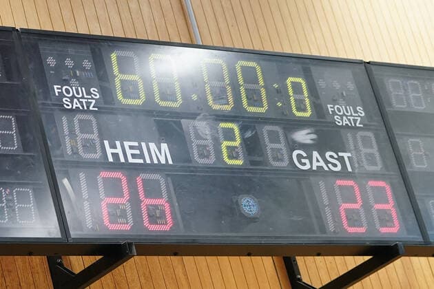 GER, 1. HBL. Herren, Bergischer HC vs. TSV GWD Minden 06.10.2019, Klingenhalle, Solingen, GER, 1. HBL. Herren, Bergischer HC vs. TSV GWD Minden, im Bild picture shows: Endstand 26:23