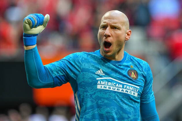 ATLANTA, GA Ð OCTOBER 06: Atlanta goalkeeper Brad Guzan (1) reacts to a second-half Atlanta goal during the MLS, Fussball Herren, USA match between the New England Revolution and Atlanta United FC on October 6th, 2019 at Mercedes-Benz Stadium in Atlanta, GA. (Photo by Rich von Biberstein Icon Sportswire) SOCCER: OCT 06 MLS - New England Revolution at Atlanta United FC Icon191006042
