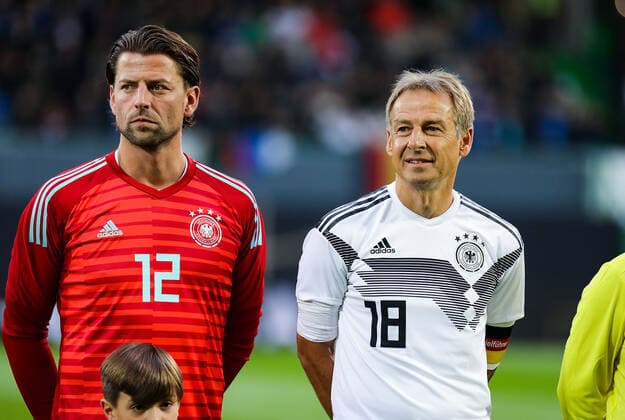 07.10.2019, xmkx, Fussball Legendenspiel, DFB-All-Stars - Azzurri Legends v.l. Roman Weidenfeller (GER), Juergen Klinsmann (GER) (DFL DFB REGULATIONS PROHIBIT ANY USE OF PHOTOGRAPHS as IMAGE SEQUENCES and or QUASI-VIDEO) Fuerth Bayern Deutschland (DE)