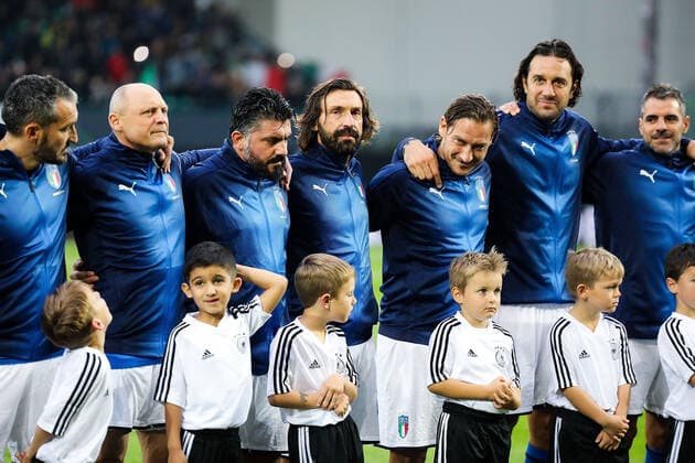 07.10.2019, xmkx, Fussball Legendenspiel, DFB-All-Stars - Azzurri Legends v.l. Italien ITA (DFL DFB REGULATIONS PROHIBIT ANY USE OF PHOTOGRAPHS as IMAGE SEQUENCES and or QUASI-VIDEO) Fuerth Bayern Deutschland (DE)