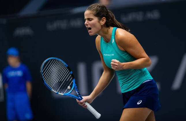 Bilder des Jahres 2019, Sport 10 Oktober Sport Themen der Woche KW41 Sport Bilder des Tages October 8, 2019, Linz, AUSTRIA: Julia Goerges of Germany in action during her first-round match of the 2019 Upper Austria Ladies Linz WTA, Tennis Damen International tennis tournament against Margarita Gasparyan of Russia 2019 Upper Austria Ladies Linz, Tennis, Linz, Austria, Oct 8 - ZUMAa181 20191008_zaa_a181_094 Copyright: xAFP7x