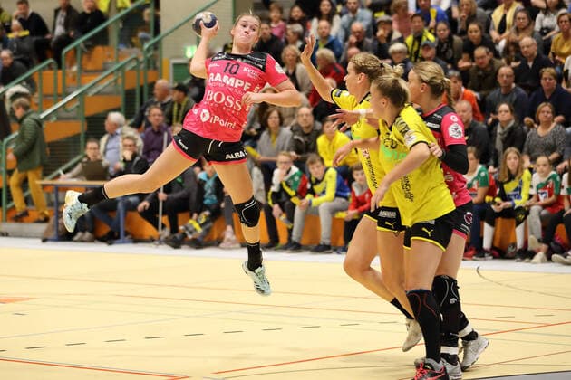 Lena Degenhardt (TusSies Metzingen 10) GER, 1.Liga Handball Frauen, BVB Dortmund - Tussies Metzingen, 9.10.2019 Dortmund Copyright: xEIBNER Stummbilligx EP_EER