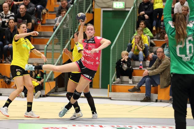 Lena Degenhardt (TusSies Metzingen 10) GER, 1.Liga Handball Frauen, BVB Dortmund - Tussies Metzingen, 9.10.2019 Dortmund Copyright: xEIBNER Stummbilligx EP_EER