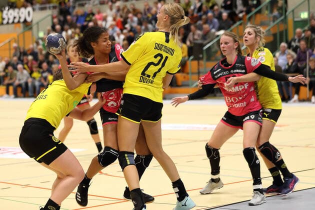 Delaila Amega (TusSies Metzingen 5) GER, 1.Liga Handball Frauen, BVB Dortmund - Tussies Metzingen, 9.10.2019 Dortmund Copyright: xEIBNER Stummbilligx EP_EER