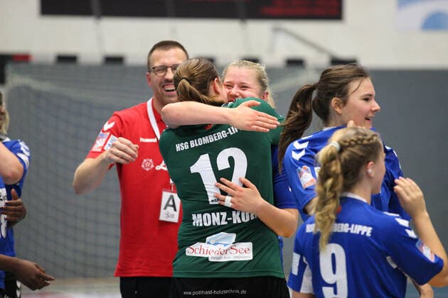 Anna Monz-Kuehn (HSG Blomberg-Lippe 12)(vorne) und Kamila Kordovska (HSG Blomberg-Lippe 11)(hinten) GER, Handball, 1. Bundesliga Frauen, HSG Blomberg-Lippe gegen TSV Bayer 04 Leverkusen, 09.10.2019 Blomberg Copyright: xEibner-Pressefotox xJanxStrohdiekx EP_JSK