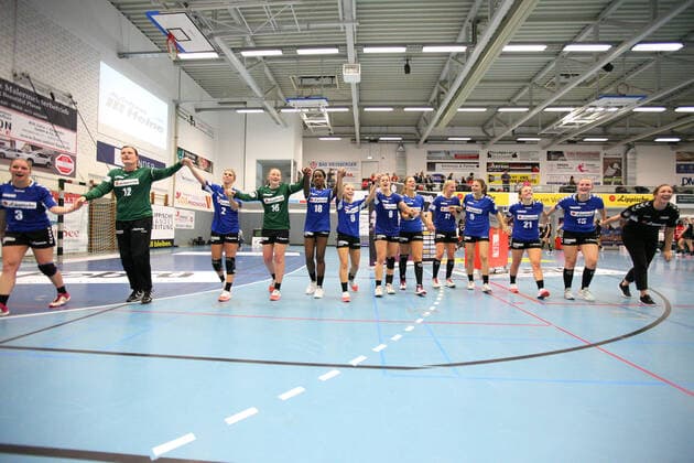 Siegesjubel bei HSG Blomberg-Lippe GER, Handball, 1. Bundesliga Frauen, HSG Blomberg-Lippe gegen TSV Bayer 04 Leverkusen, 09.10.2019 Blomberg Copyright: xEibner-Pressefotox xJanxStrohdiekx EP_JSK