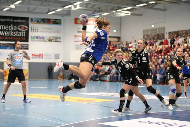 Tessa van Zijl (HSG Blomberg-Lippe 8) GER, Handball, 1. Bundesliga Frauen, HSG Blomberg-Lippe gegen TSV Bayer 04 Leverkusen, 09.10.2019 Blomberg Copyright: xEIBNER JanxStrohdiekx EP_JSK