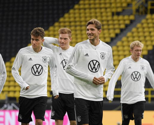 08.10.2019, Fussball, Abschlusstraining Deutsche Fussball Nationalmannschaft im Signal Iduna Park Dortmund, v.li., Luca Waldschmidt (Deutschland), Marcel Halstenberg (Deutschland), Niklas Stark (Deutschland), Julian Brandt (Deutschland)