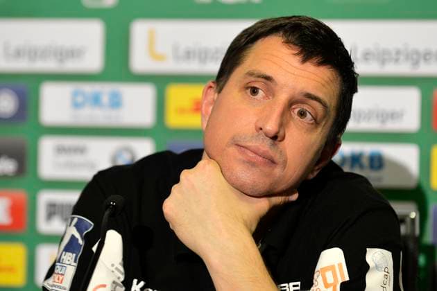 LIQUI MOLY Handball-Bundesliga 2019 2020, 9. Spieltag, SC DHfK Leipzig vs. HBW Balingen-Weilstetten (10.10.2019) Jens Buerkle (Trainer Balingen-Weilstetten) auf der Pressekonferenz nach dem Handball-Bundesliga-Spiel Leipzig gegen Balingen-Weilstetten Leipzig Sachsen Deutschland Arena Leipzig