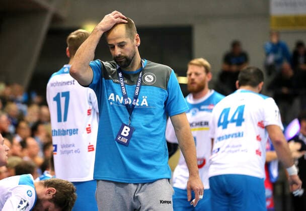 BAU 10.10.2019 Stuttgart Handball TVB Stuttgart vs. TBV Lemgo Lippe, Trainer Jürgen Schweikardt (TVB) enttäuscht