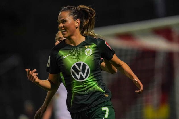 COLOGNE, GERMANY - OCTOBER 11: Sara Gunnarsdottir of Vfl Wolfsburg celebrates scoring during the Die Liga Women s league match between 1. FC Köln and Vfl Wolfsburg at Franz-Kremer-Stadion on October 11, 2019 in Cologne, Germany (Photo by Daniela Porcelli SPP) Copyright: xDanielaxPorcellix 20191011-19-23-31-DJP05543